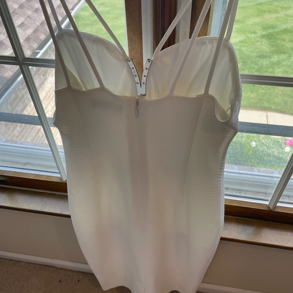 NWT Guess Dress - Picture 3 of 6